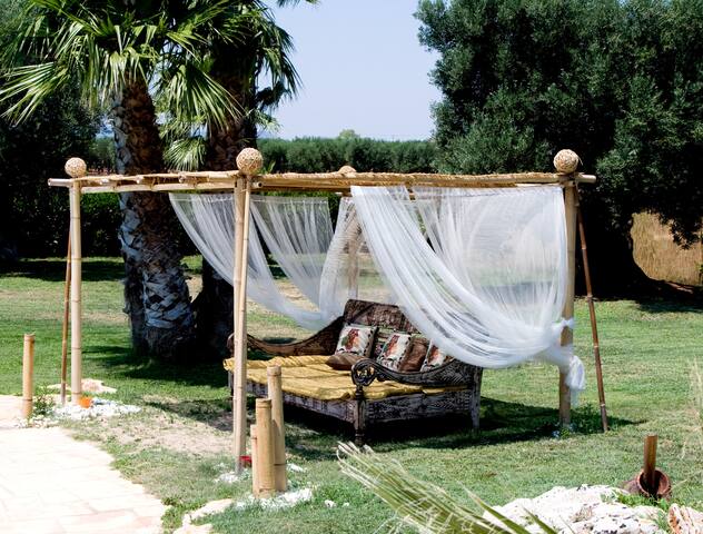 Charming villa not far from the sea gallery image 2