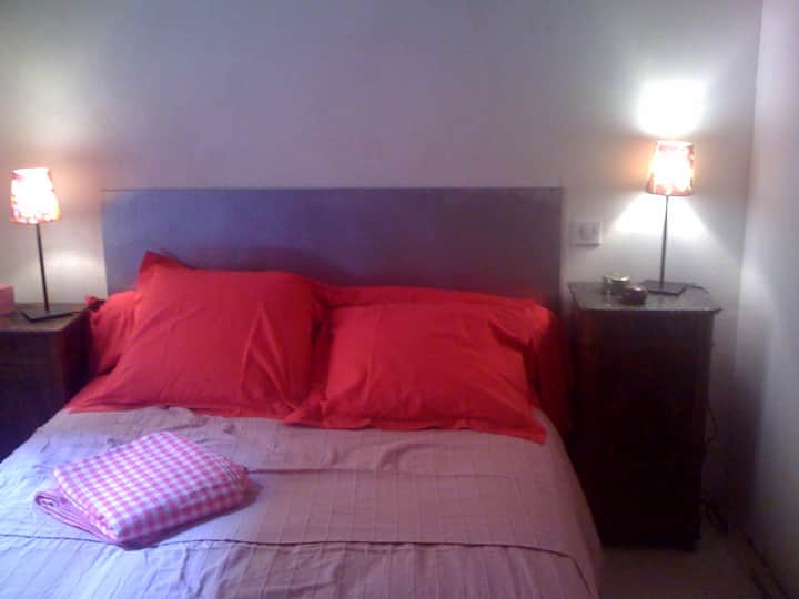 The 1st double bedroom