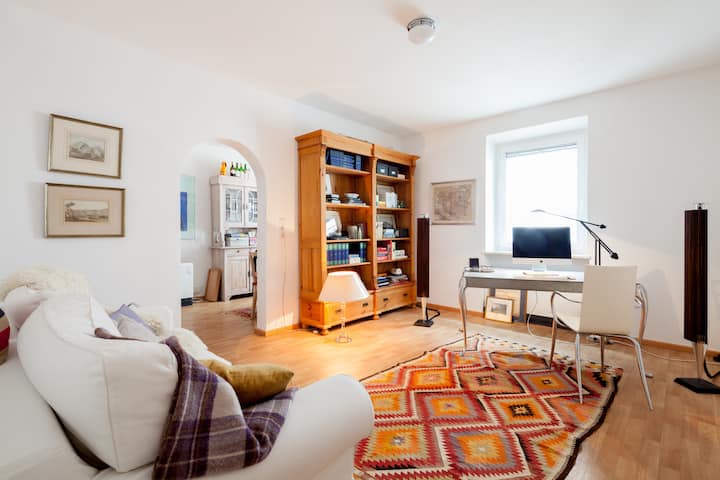 City Apt, Perfect for Couples!