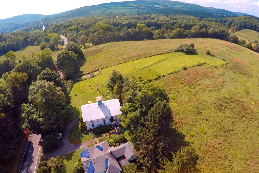 Pixley Knob Hill Farm (1818) our bicentennial! Farm stays for Rent