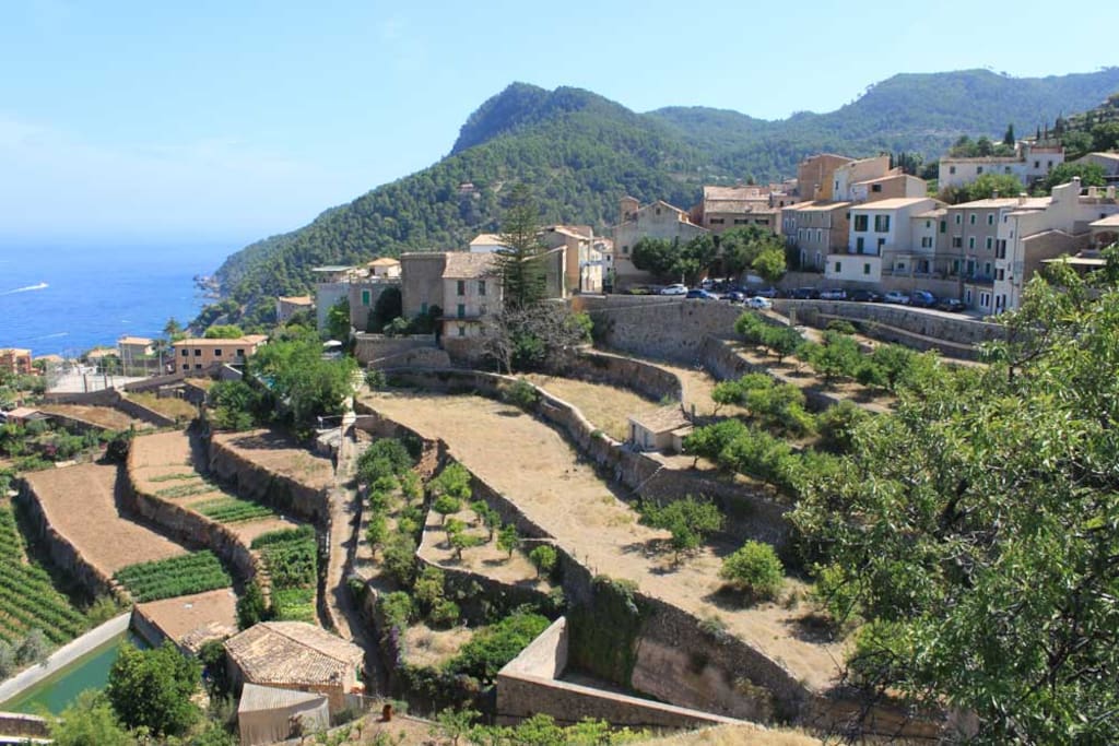 Banyalbufar Village