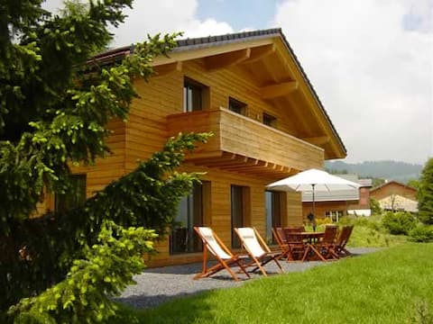 Beautiful Modern Chalet, 11 pers.