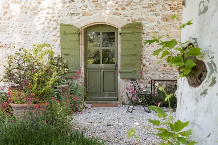 La Petite Maison Rousse (4 people) / swimming pool