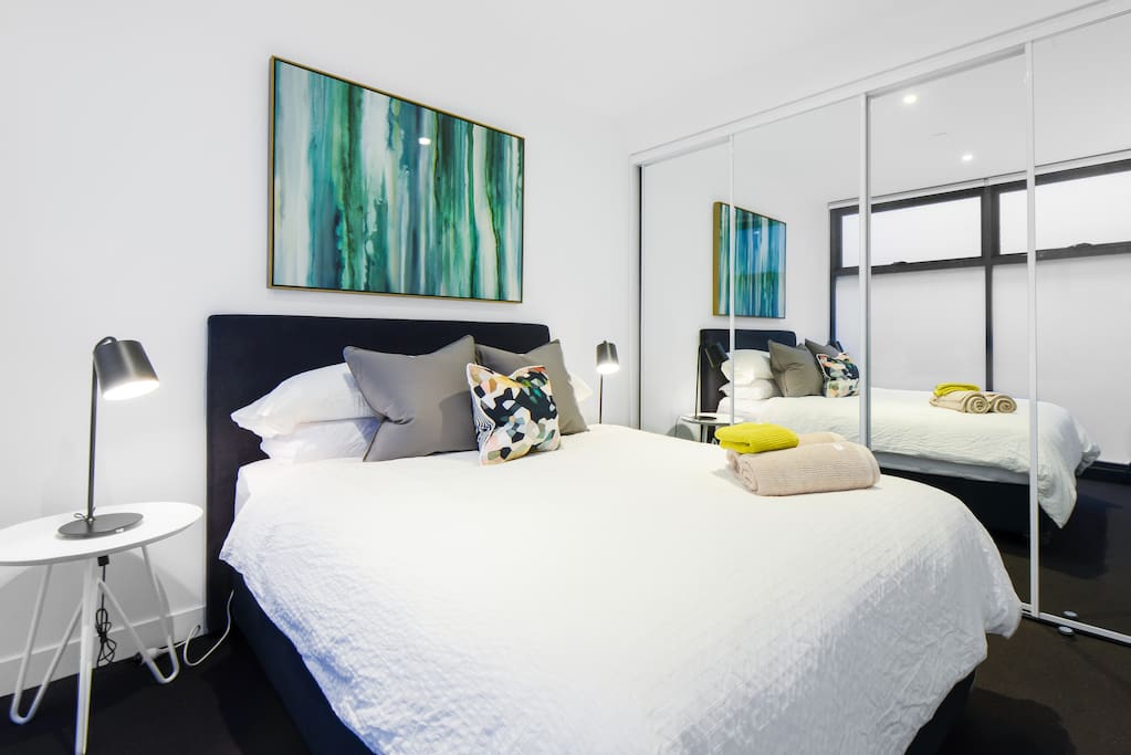 "We would definitely stay again and recommend to others." - Fiona & Mike November 2016