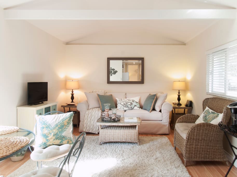 Pine Cone Cottage Guesthouses for Rent in Goleta, California, United