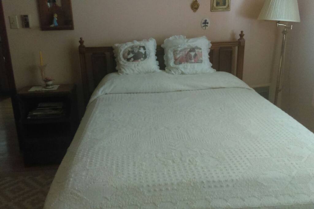 Roomy bedroom