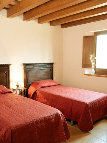 Mas Solaric (21 persones) gallery image 5