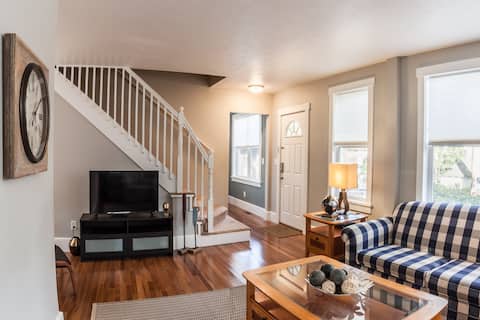 Ann Arbor Homestead - Recently Updated Whole House