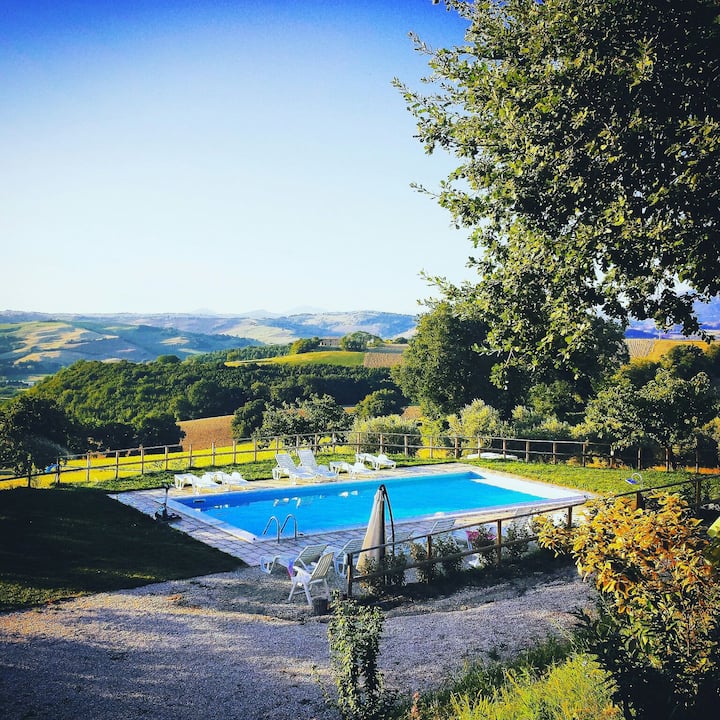 Soggiorno In Agriturismo Bio Con Vista Panoramica - Provincia di Macerata
