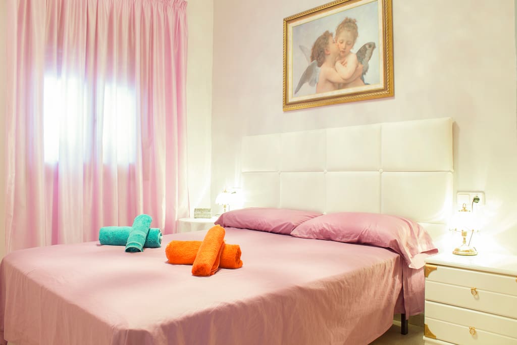 Main bedroom/habitación principal