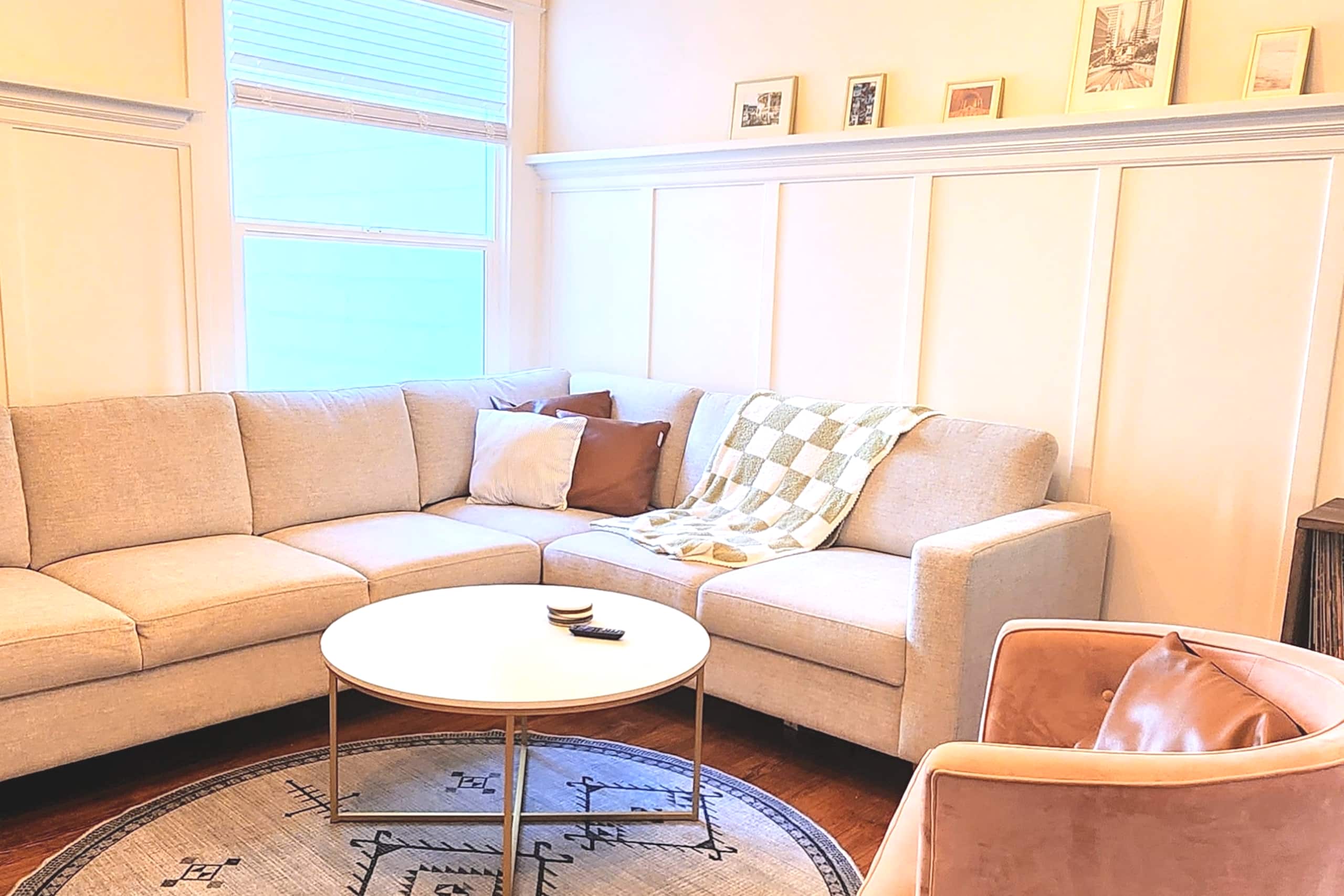 Condo in San Francisco · ★4.92 · 3 bedrooms · 5 beds · 1 bath - Image 2