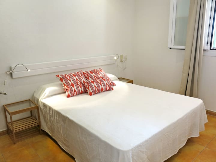 double bed 150 x190 memory foam