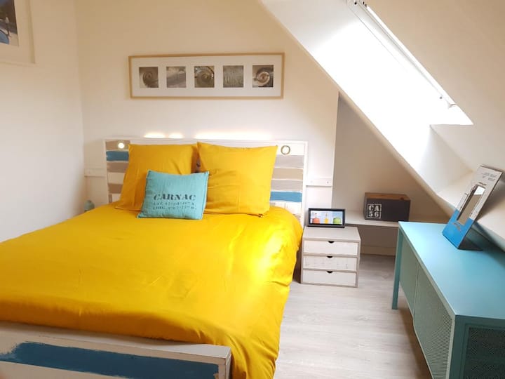 Dormitorio del ático 
en el lado del jardín.