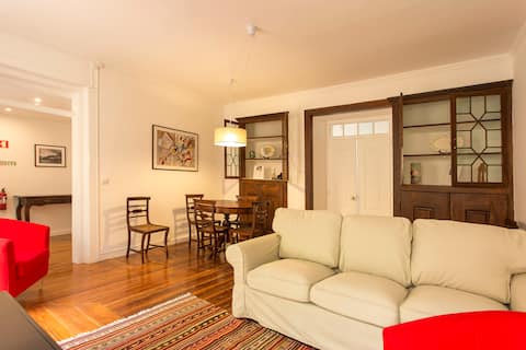 Airbnb em destaque: Olival 178 Big charming apartment em Estrela