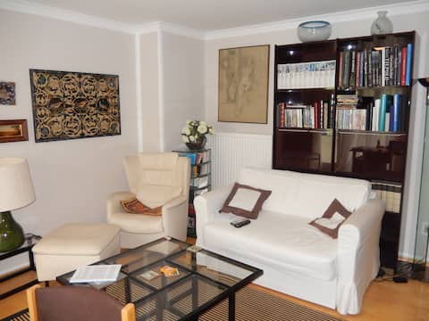 Beliebte Airbnb-Anzeige: Lovely apartment, 200m at the university in Universität