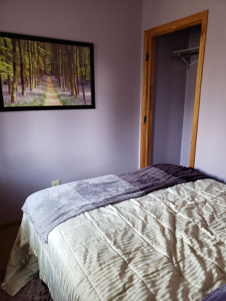 Purple room Queen bed