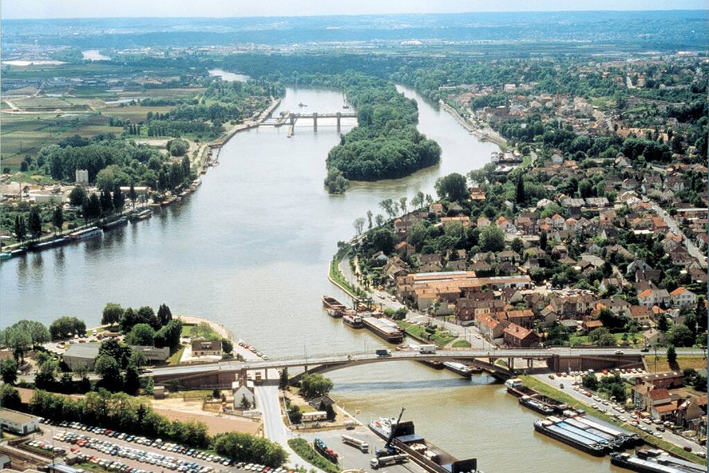 vue du confluent - promenades bords de seine et seine - oise