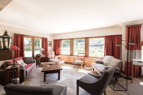 Successful Airbnb property: Chalet les Marmottes Les Praz in Chamonix Mont Blanc