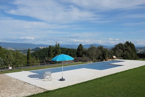 Схованка "Palazzaccio Todi Estate"