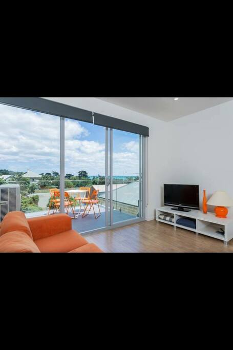 Expansive views of Dromana waters from the living room.