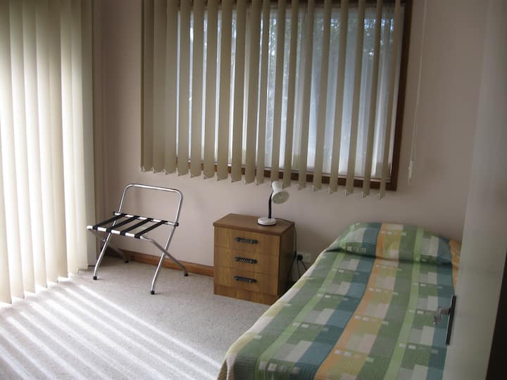 Single bed in 2nd bedroom. A folding bed is available for an additional child