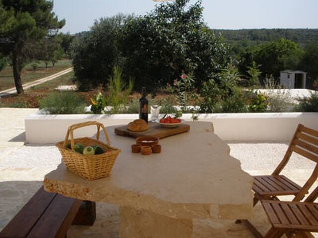 Iconic trullo & luxe pool sleeps 4+2 gallery image 3