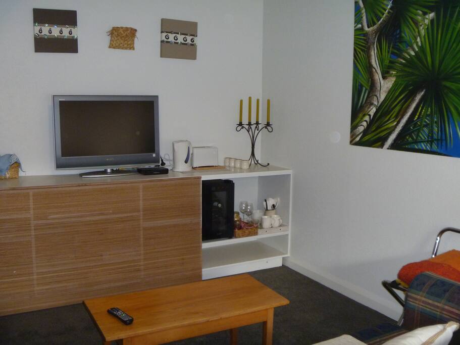 Tea and coffee making and freeview TV