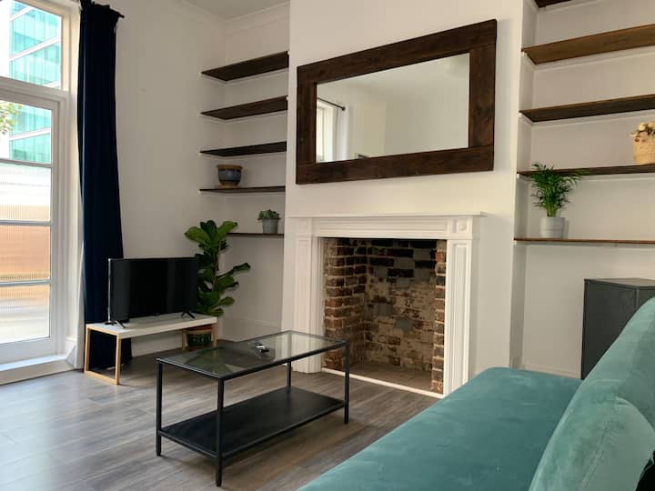 Lovely 1 bedroom Flat in Hammersmith London Condominiums for Rent in