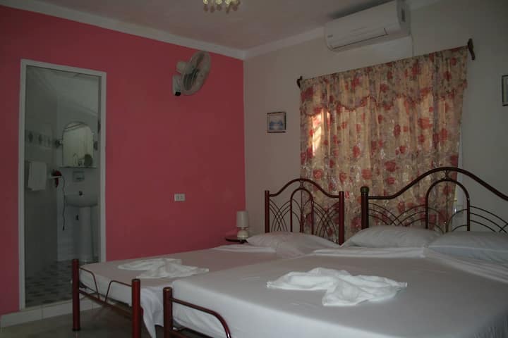 Dhomë gjumi