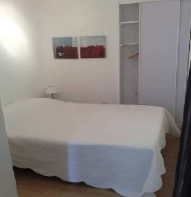 Private Bedroom corner (double bed)