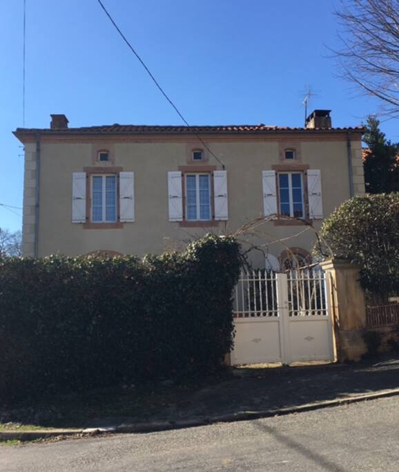 La maison vue de face