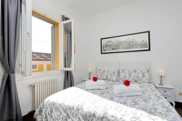 Apt lavatore TREVI in the heart of Roma gallery image 5