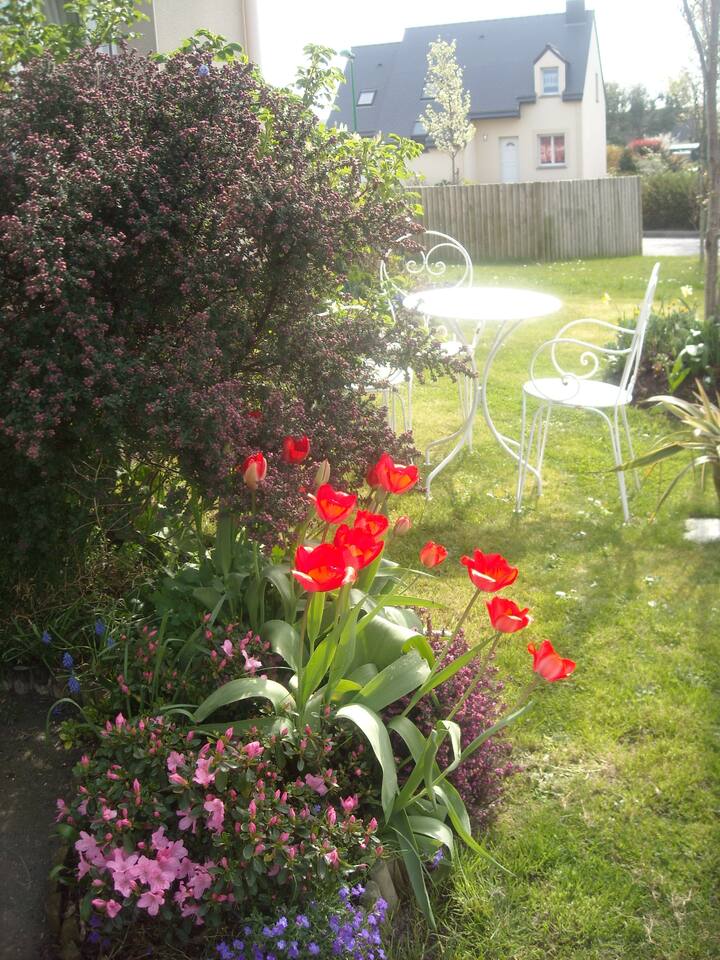 1. obrázok ponuky Pekný dom s parkom