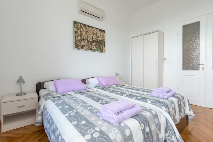 Bedroom 2  Twin beds that can be pushed together or separated - let us know when you book. Wardrobe with hanging space and shelves.
