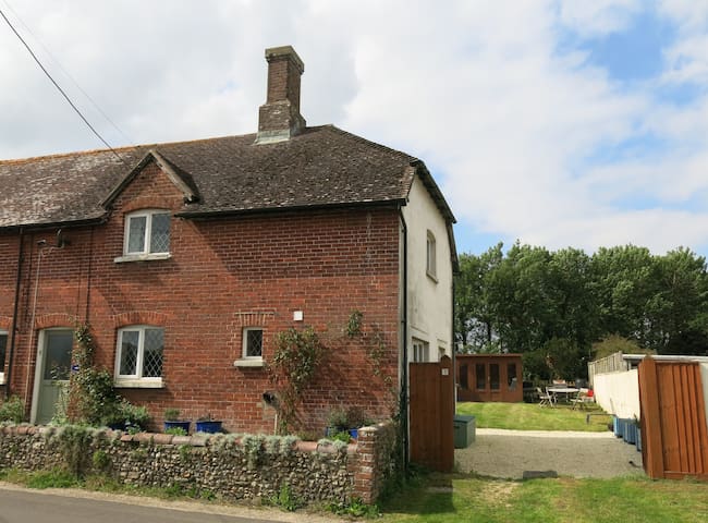 'Minnow Cottage', Dorset, UK