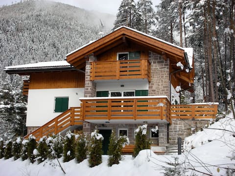 APARTMENTS CHALET VILLA BIANCA BREATHTAKING VIEW