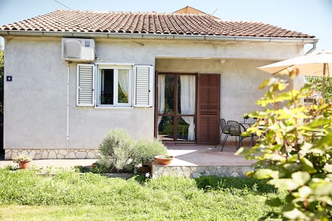 Successful Airbnb property: Kucica in Grad Biograd Na Moru