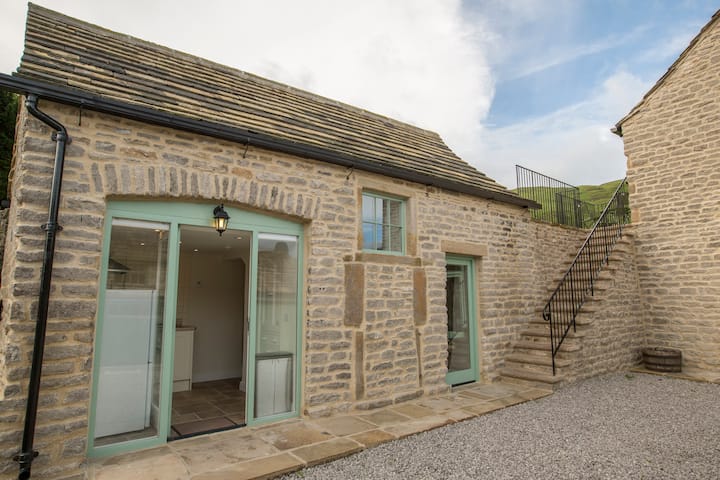 The Gardener's Cottage, Goosehill Hall, Castleton