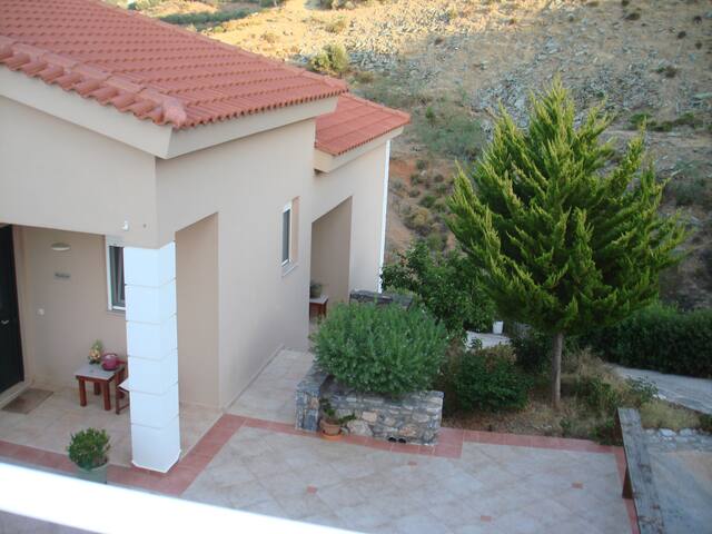 Agnanti Villas a magnificent view gallery image 4