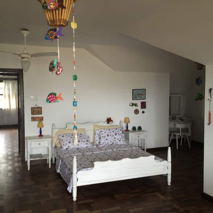 Საძინებელი - ზედა სართული 1