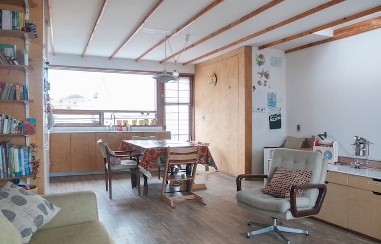 Cosy 2Brm with views in Bo Kaap