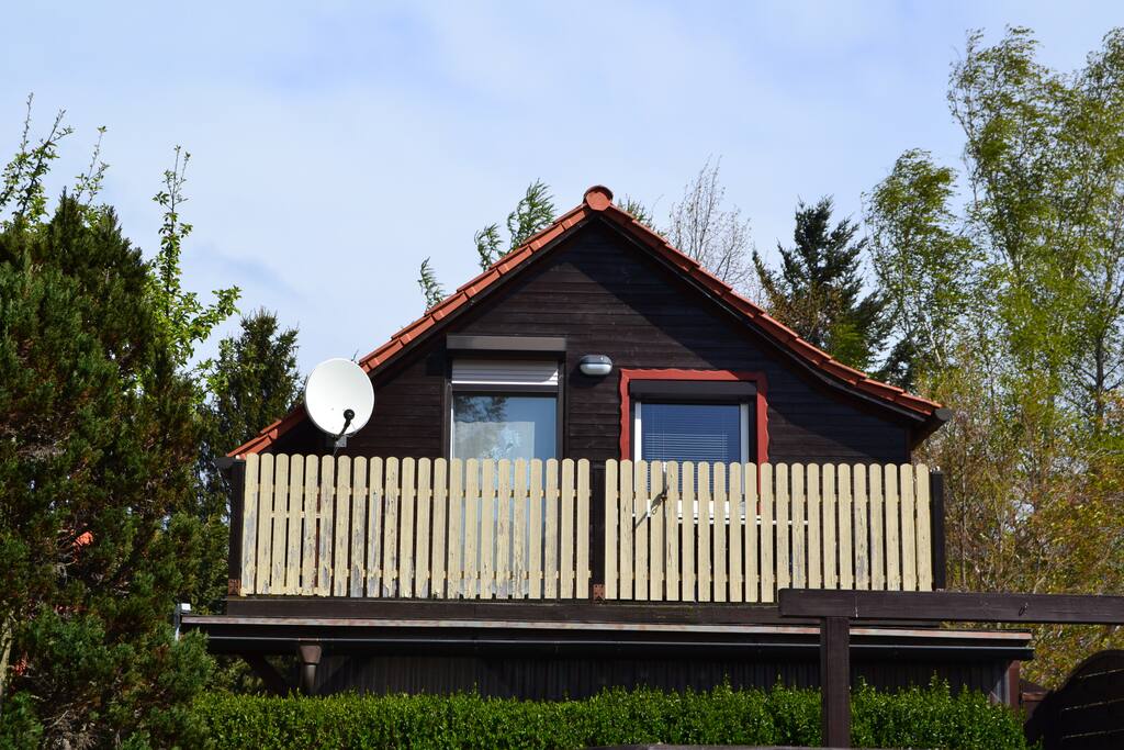 Balkon vom Garten aus