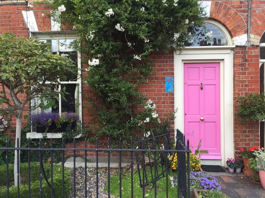 Central Dublin Comfy Victorian Charm Houses for Rent in Dublin, Dublin, Ireland