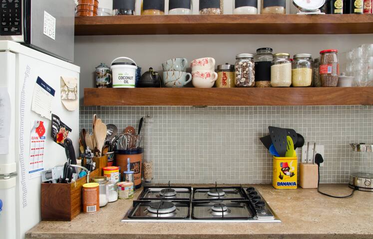 Entire Cape Town House with Table Mountain views gallery image 5