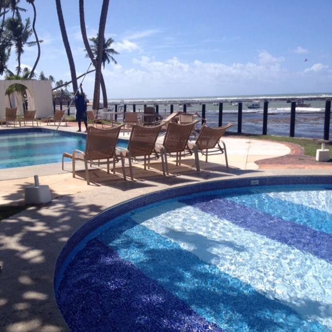 piscina adulto e crianças