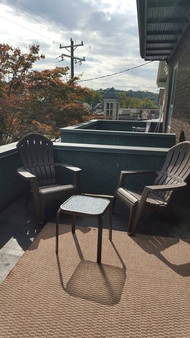 Private balcony to enjoy sunny days