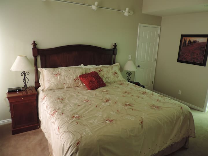 Master Suite with King size bed and separate full bath with double sinks. New Carpet.