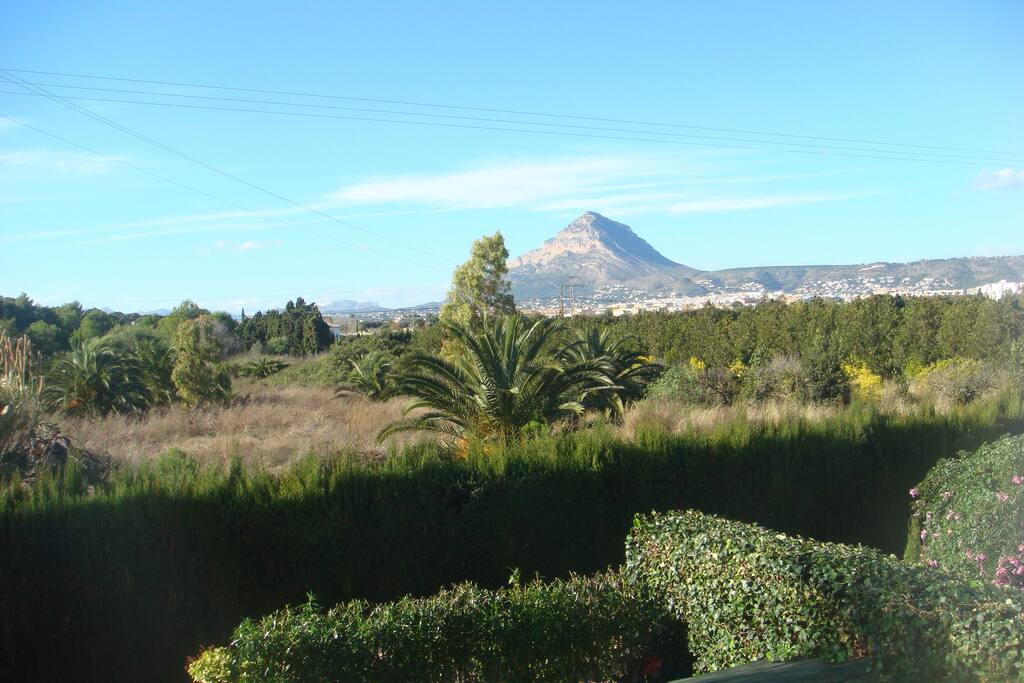 VISTAS ABIERTAS AL MONTGO. ZONA TRANQUILA