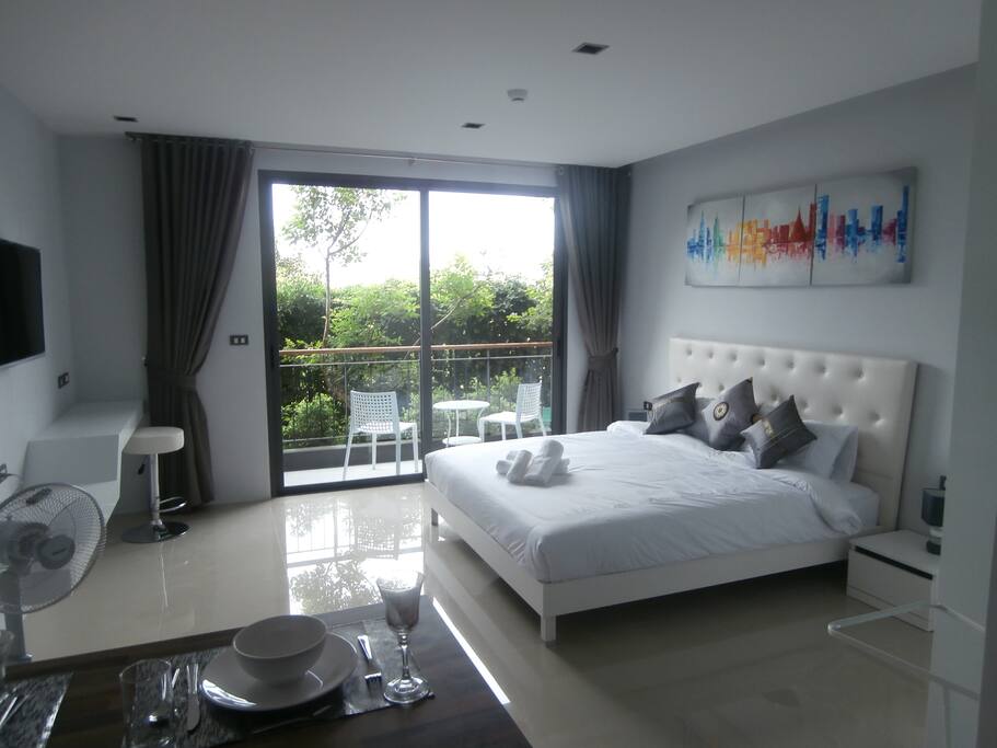 Studio & Balcony