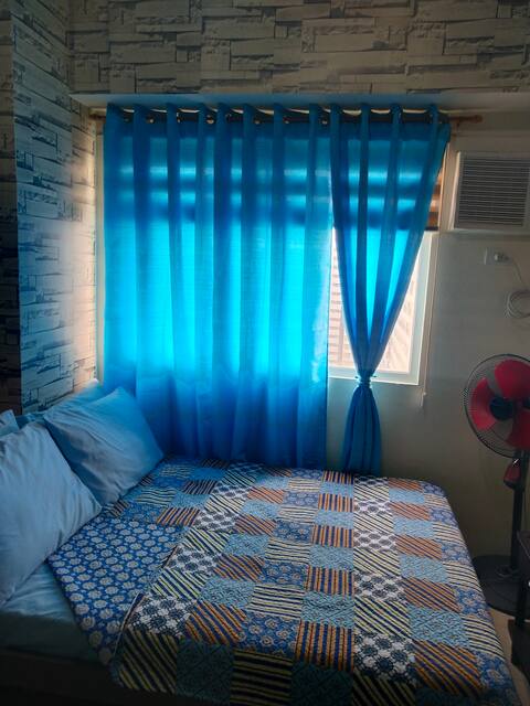 Near Shangri-la, Megamall w/ Unli WiFi @ J's Pad 2